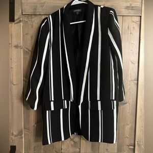 Madison Black & White Striped Blazer Women’s Small